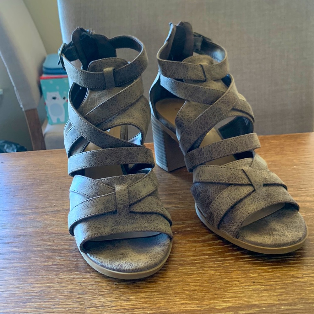 Strap oh heeled sandals, dark taupe color. Gently worn